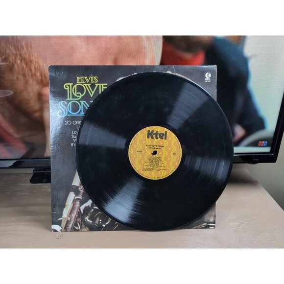 Elvis Presley-Love Songs -1981 K-Tel Records NU9900-Vinyl Record LP - Picture 8 of 8